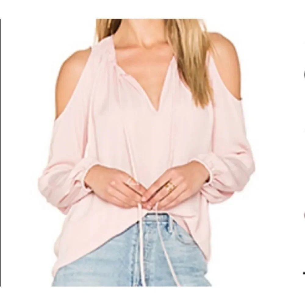 Amanda Uprichard light pink cold shoulder blouse sz Small